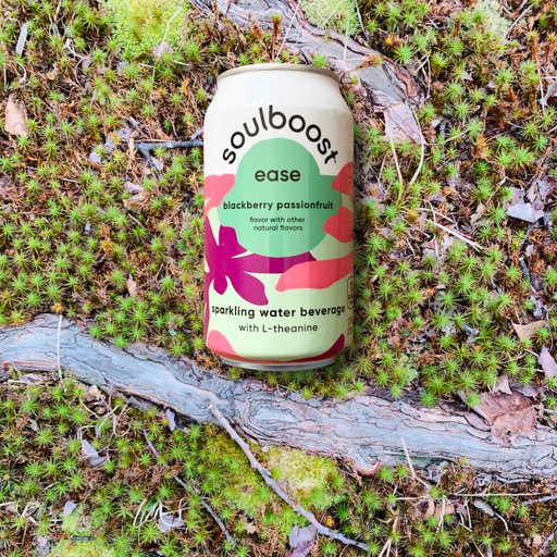 A Soulboost can outdoors with plant textures